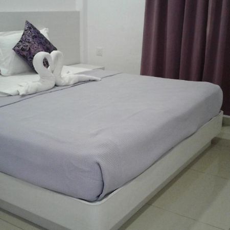 Lavender Riverside Hotel Malacca Eksteriør billede