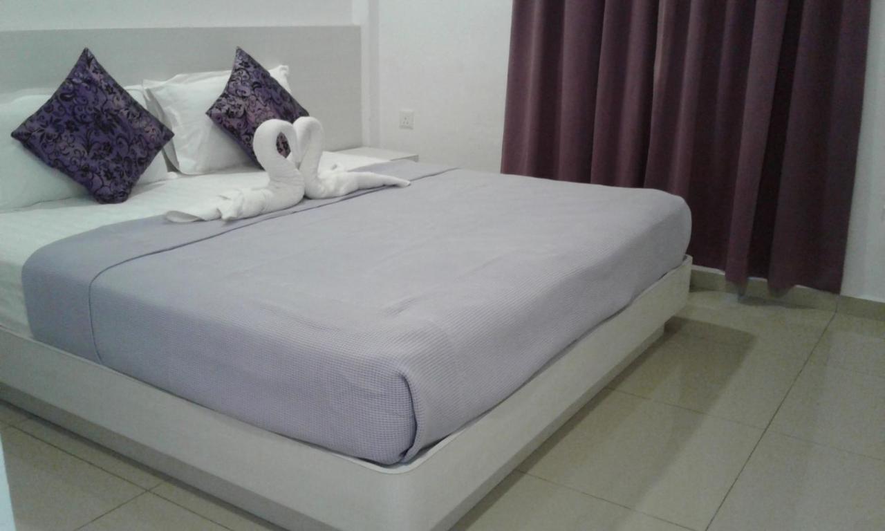 Lavender Riverside Hotel Malacca Eksteriør billede